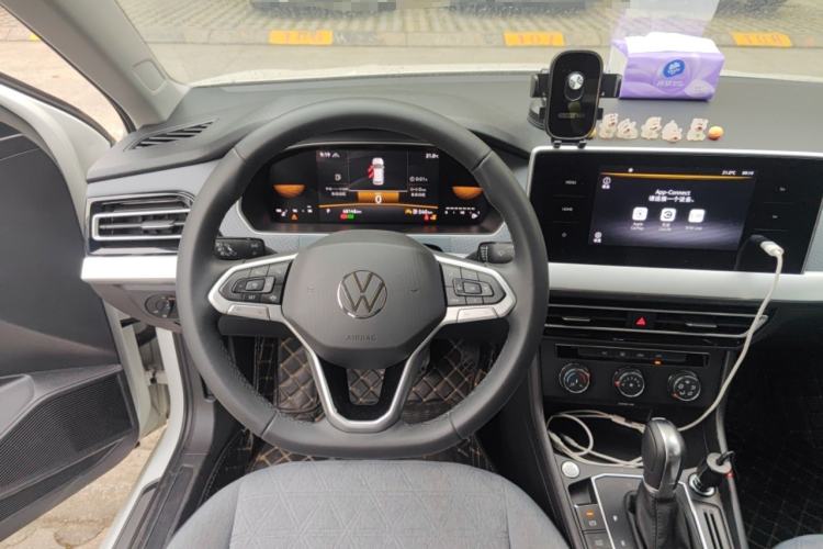 Used Volkswagen Lavida 2023 300TSI DSG Full-Comfort Edition Steering Wheel