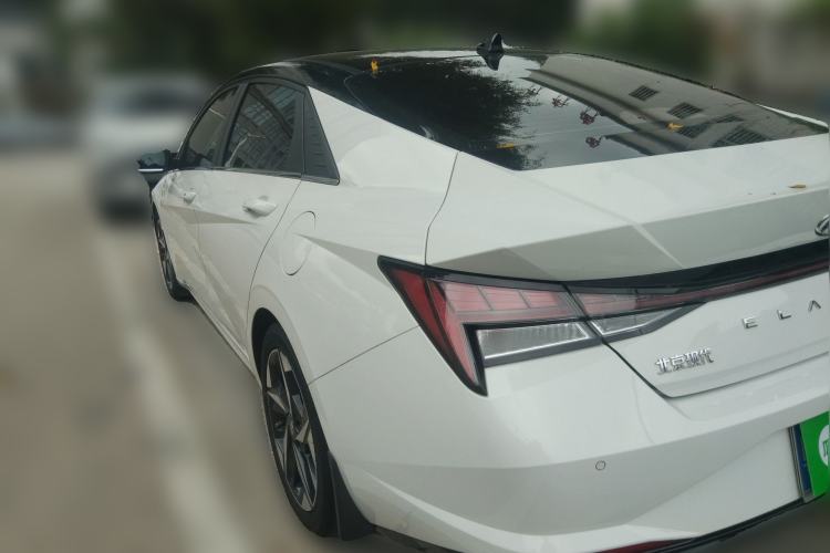 Used Hyundai Elantra 2022 1.5L CVT LUX Prestige Edition Rear Left 45 Deg