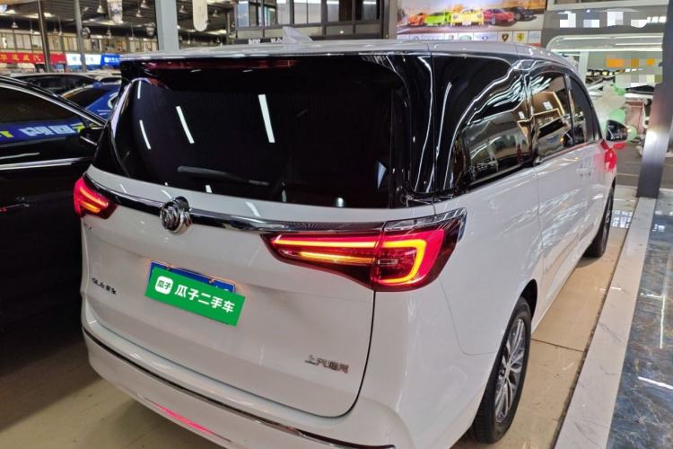 Used Buick GL8 2022 ES Landtrek 653T Comfort Edition Rear Right 45 Deg