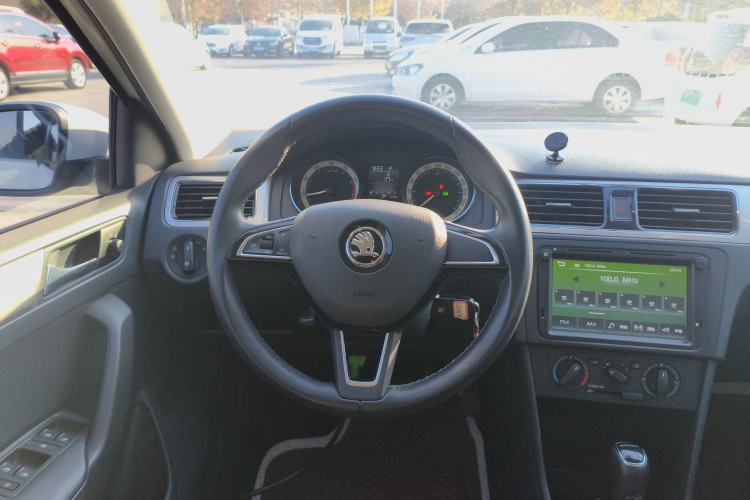 Used Skoda Rapid Spaceback 2019 1.5L Automatic Comfort Edition
