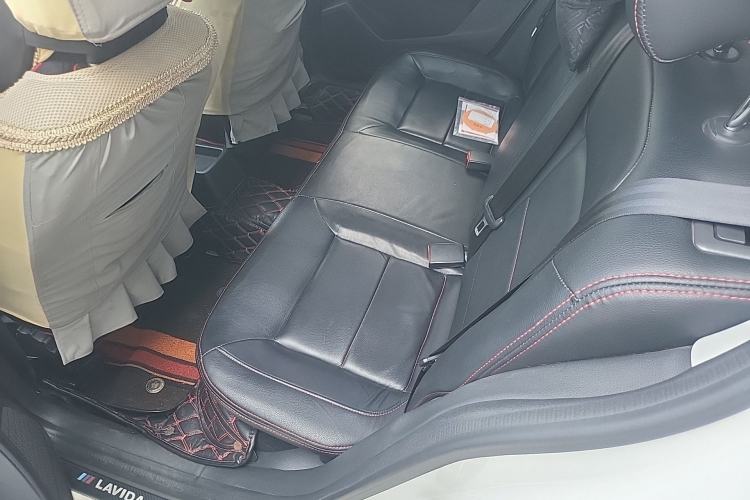 Used Volkswagen Lavida 2021 1.5L Automatic Fashion Edition Left Rear Seat