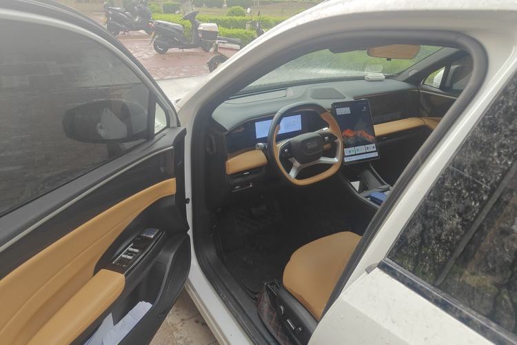 Used Geely Galaxy L7 2024 1.5T 115 km MAX Dragon Edition Driver Seat