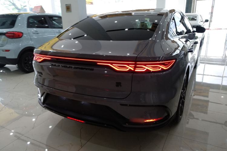 Used BYD Han 2025 DM-i 125KM Prestige Model
