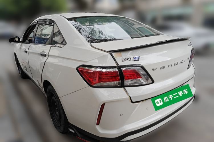 Used Venucia D60EV 2022 Standard Range Comfort Edition Rear Left 45 Deg