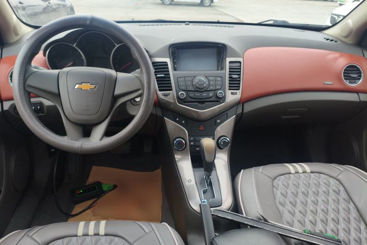 Used Chevrolet Cruze 2015 1.5L Classic SE AT
