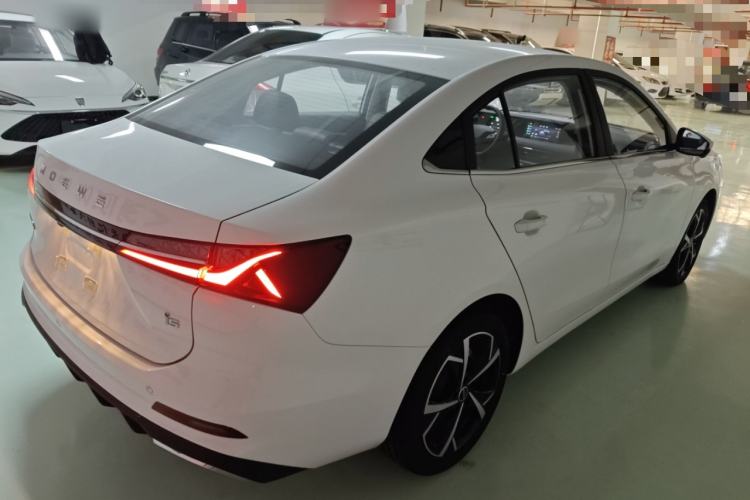 Used Roewe i5 2023 1.5L CVT Luxury Edition