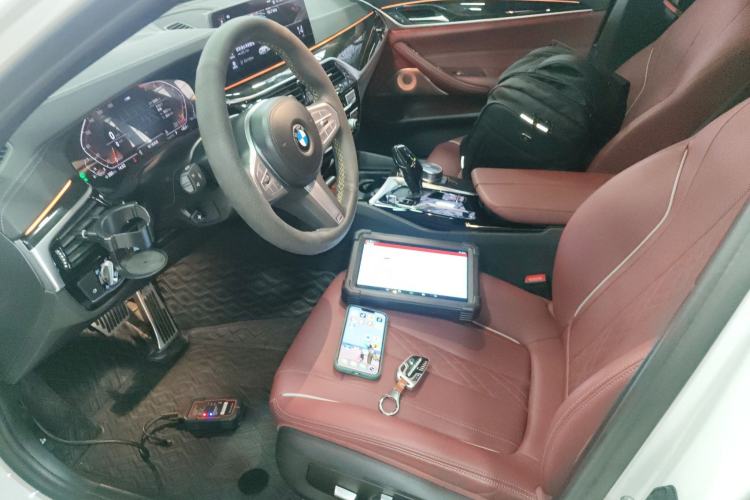 Used BMW 5 Series 2022 Second Facelift 525Li M Sport Package Driver Seat