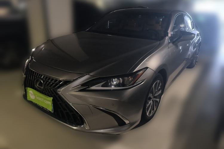 Used Lexus ES 2022 300h Excellence Edition