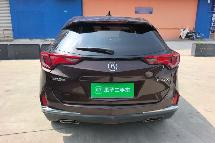 Used Acura CDX 2016 1.5T Two-Wheel Drive Deluxe Edition