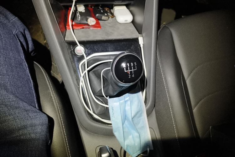 Used Jetta VS5 2019 280TSI Manual Enjoyment Model Gear Lever