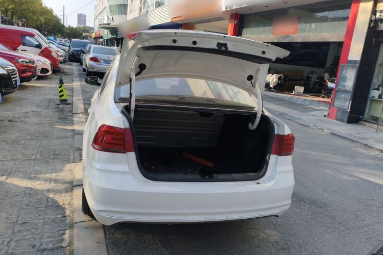 Used Volkswagen Santana 2019 1.5L Manual Fashion Edition China VI Standard