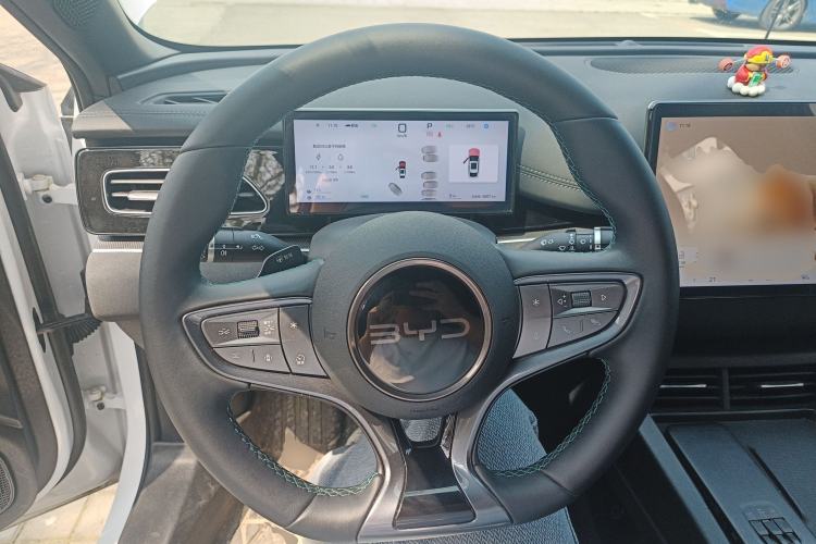 Used BYD Seal 06 New Energy 2025 DM-i Smart Drive 80KM Luxury Model Steering Wheel