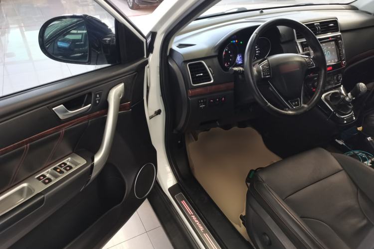 Used Haval H6 2014 Sport Version 1.5T Manual Two-Wheel Drive Elite Edition