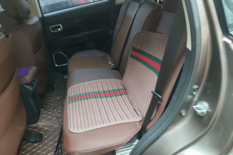 Used Mitsubishi Outlander 2019 2.0L Two-Wheel Drive Comfort Edition 5 Seats China V Standard Left Rear Seat