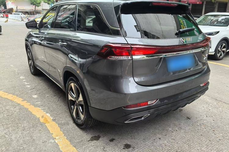 Used Changan X7 PLUS 2024 1.5T Automatic Luxury 7-Seater
