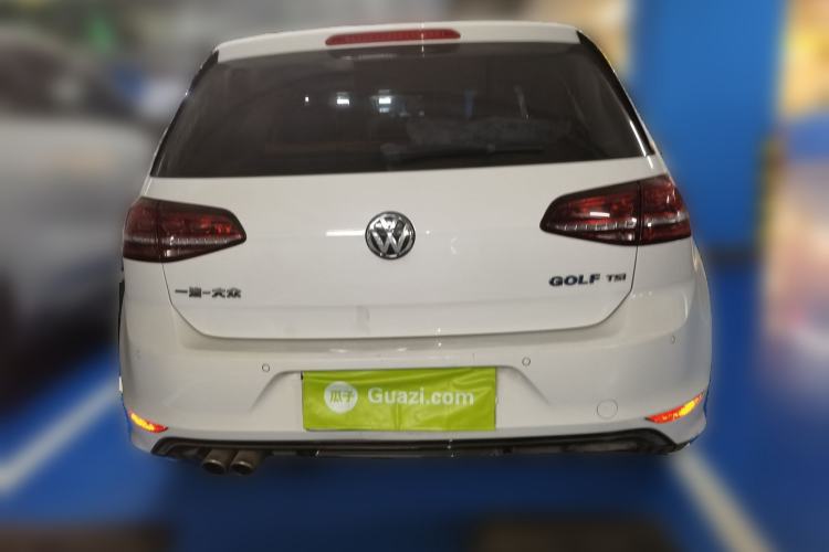 Used Volkswagen Golf 2015 1.4TSI Manual R-Line
