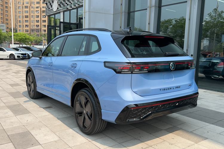 Used Volkswagen Tiguan L 2024 PRO 380TSI Four-Wheel Drive R-Line Prestige Edition Exterior 6