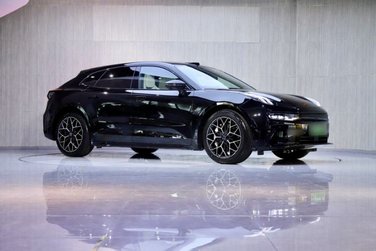 Used Zeekr 001 2026 95° All-Wheel-Drive Max Edition Exterior 1