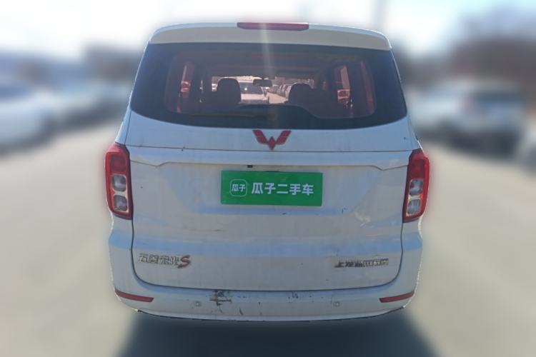 Used Wuling Hongguang 2018 1.5L S Comfort Model L2B
