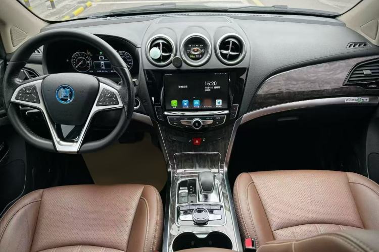 Used BYD Tang New Energy 2017 2.0T All-Wheel Drive Haoya Model 7 Seats