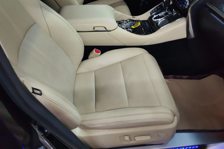 Used Toyota Vellfire 2020 Dual-Engine 2.5L HV Prestige Edition
