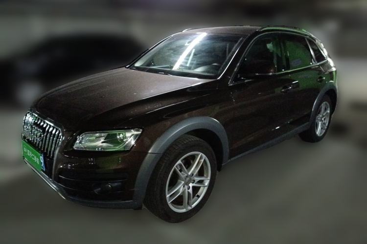 Used Audi Q5 2018 Collector's Edition 40 TFSI Technology Model