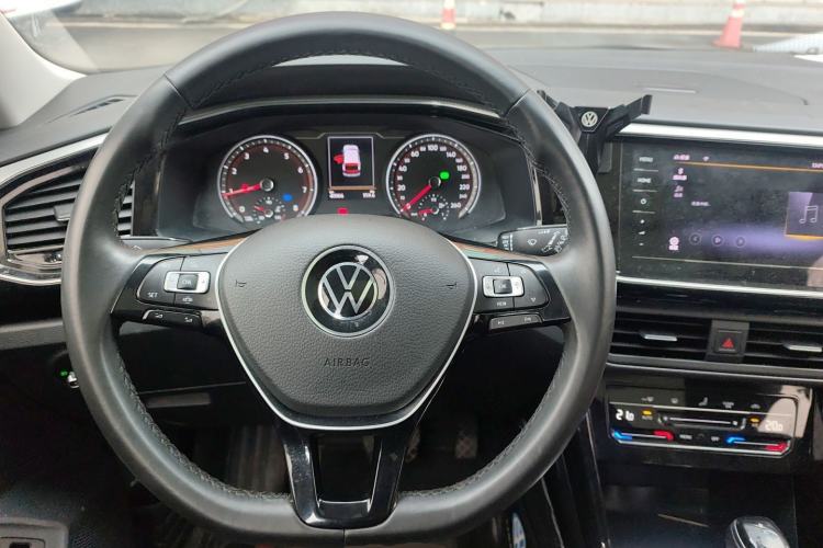 Used Volkswagen Tayron 2021 280TSI Two-Wheel Drive Luxury Smart Connectivity Version Steering Wheel