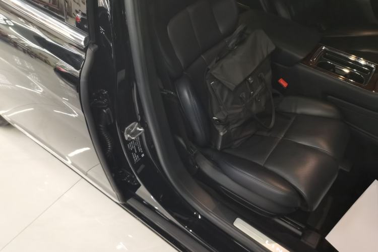 Used Lincoln Continental 2018 2.0T Two-Wheel Drive Deluxe Edition Right Front Seat