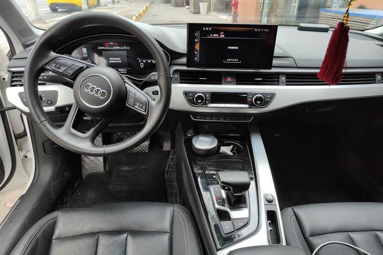 Used Audi A4L 2020 40 TFSI Luxury Prestige Edition Center Console