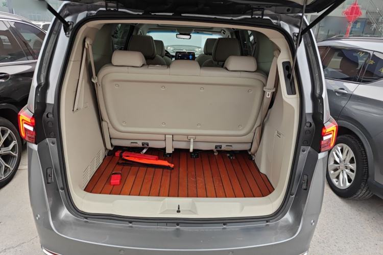 Used Buick GL8 2020 Land Business Class 652T Premium Model
