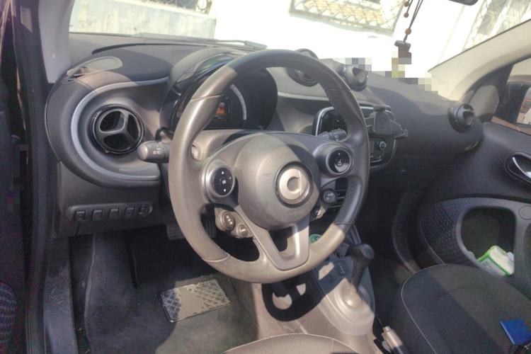 Used smart fortwo 2015 1.0L 52 kW Hardtop Passion Edition
