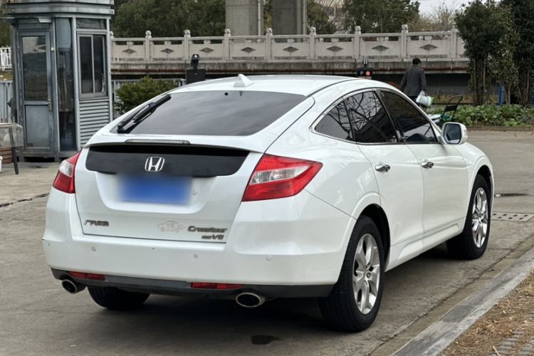 Used Honda Crosstour 2011 3.5L Prestige Edition
