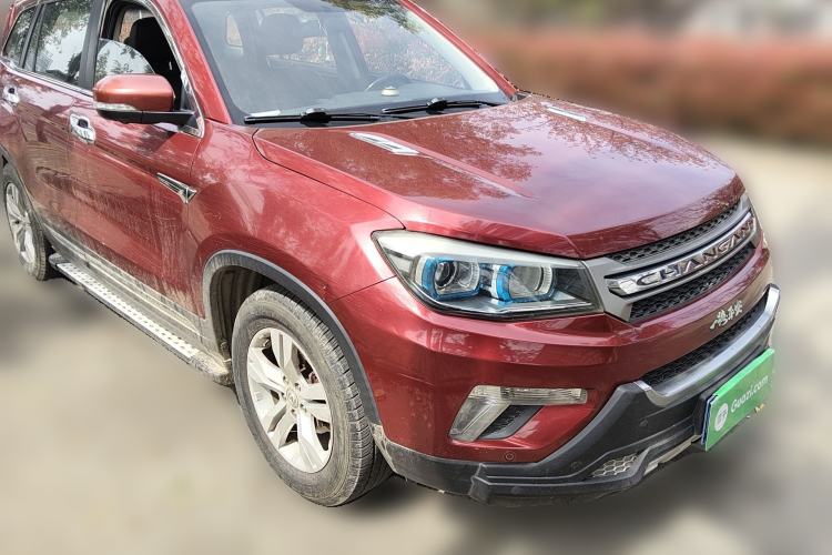 Used CHANGAN CS75 2014 2.0L Manual Leading Version China IV Standard
