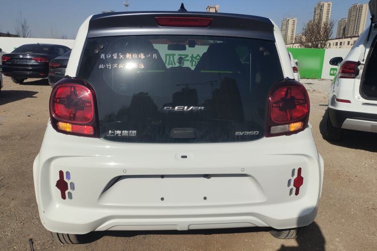 Used Roewe Clever 2021 302 km New Four-Seater Super-Efficient Version