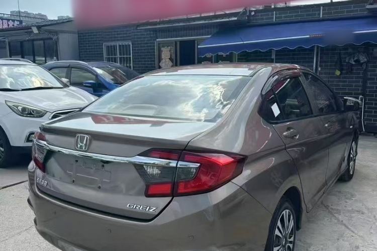 Used Honda Greiz 2016 1.5L Manual Classic Edition
