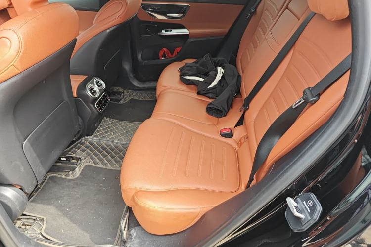 Used Mercedes-Benz GLC 2023 Refreshed GLC 300 L 4MATIC Dynamic Edition 5 Seats
