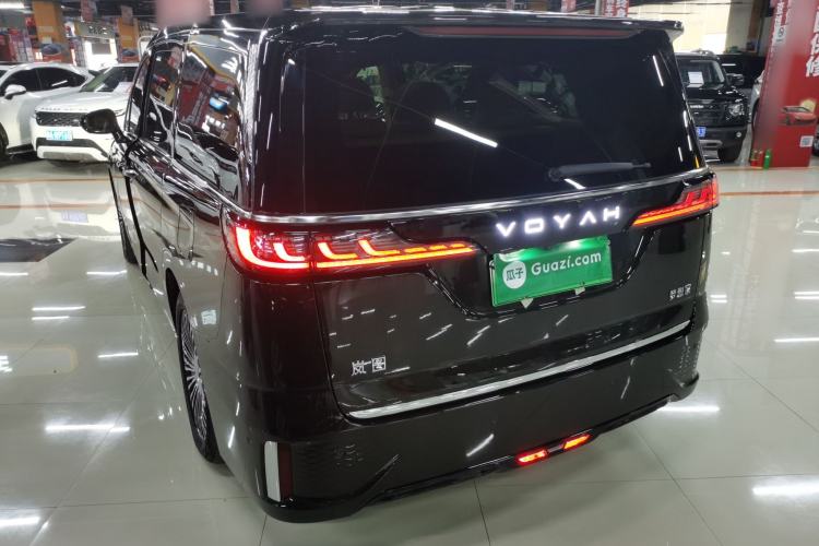 Used VOYAH Dream 2025 PHEV Four-Wheel Drive Prestige Kunpeng Edition