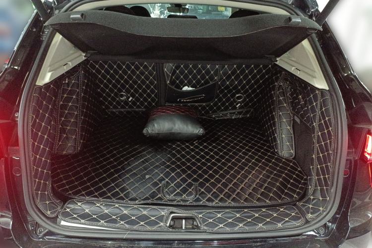 Used Lynk & Co 01 2017 2.0T Two-Wheel Drive Pro Edition Trunk