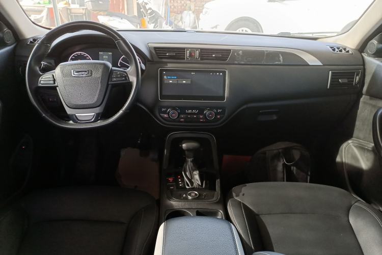 Used Qoros 5 2018 Revised Version 1.6T Automatic Leading Edition