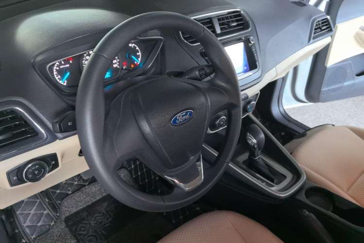 Used Ford Escort 2015 1.5L Automatic Comfort Edition