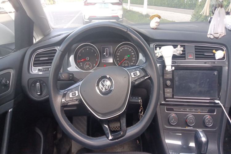 Used Volkswagen Golf 2019 280TSI DSG Comfort Version China VI Standard
