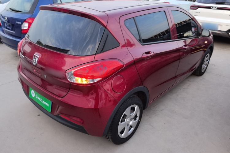 Used Baojun 310 2016 1.2L manual Comfort trim level
