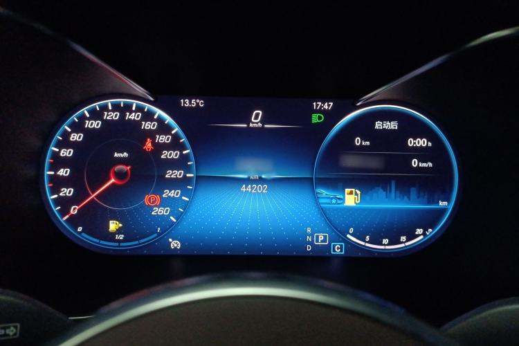 Used Mercedes-Benz GLC 2022 Second Facelift GLC 260 L 4MATIC Luxury Edition
