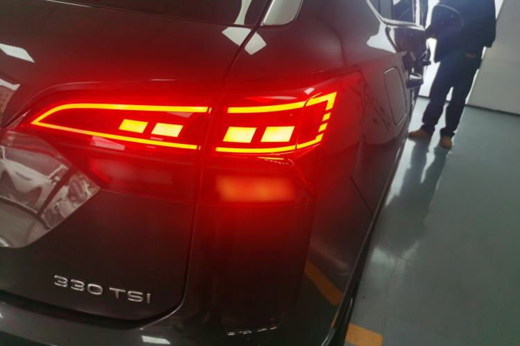 Used Volkswagen Tayron 2021 330TSI Two-Wheel Drive Luxury Smart Connectivity Version