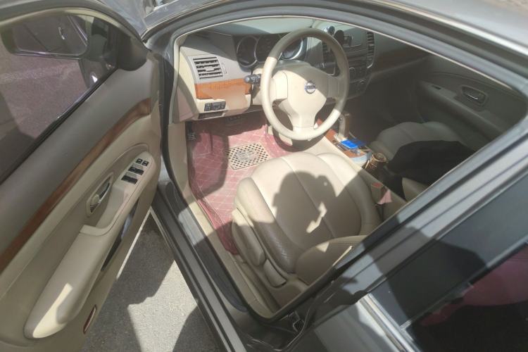 Used Nissan Sylphy 2009 1.6XL Automatic Luxury Sunroof Edition Driver Seat