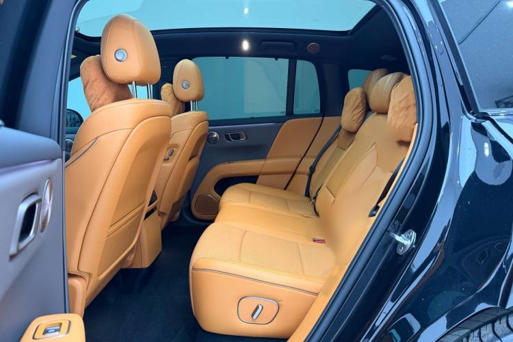 Used Li Auto i6 2025 Model Two-Wheel-Drive Standard Type