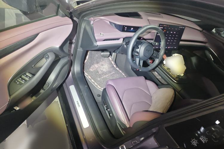 Used Xiaomi Auto SU7 2024 Four-Wheel Drive Ultra-Long Range Advanced Intelligent Driving Max Edition