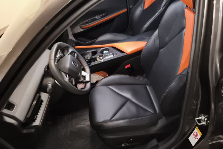 Used CHANGAN UNI-V 2022 1.5T Prestige Version Left Front Seat