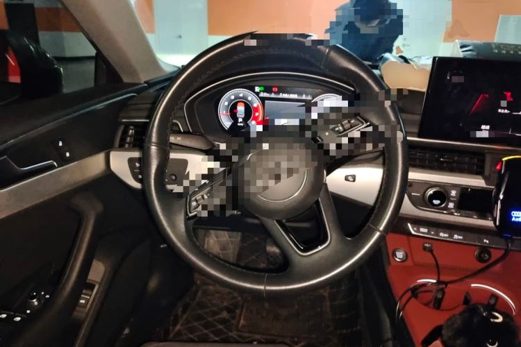 Used Audi A5 2021 Sportback 40 TFSI Stylish and Elegant Model Steering Wheel