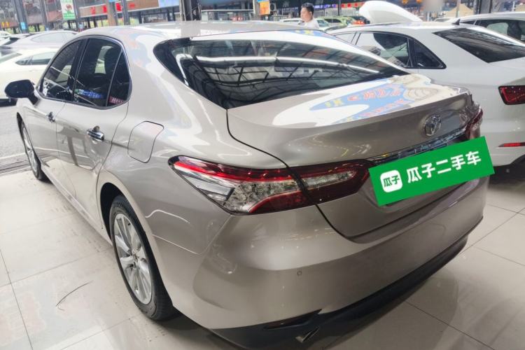 Used Toyota Camry 2019 Revised Version 2.0G Luxury Edition

